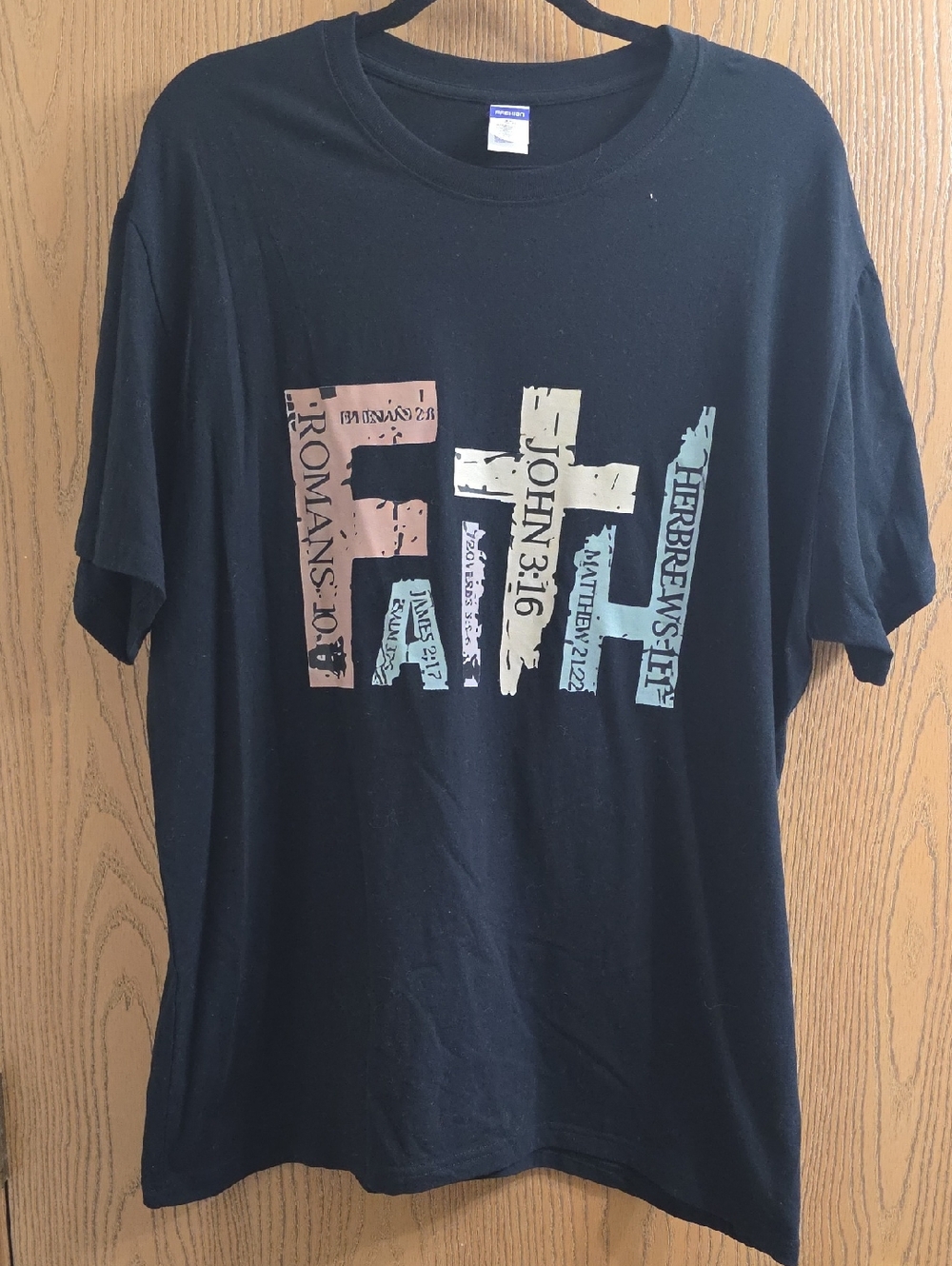 Unbranded Black Women's Short-Sleeve Faith Cross Graphic Tee